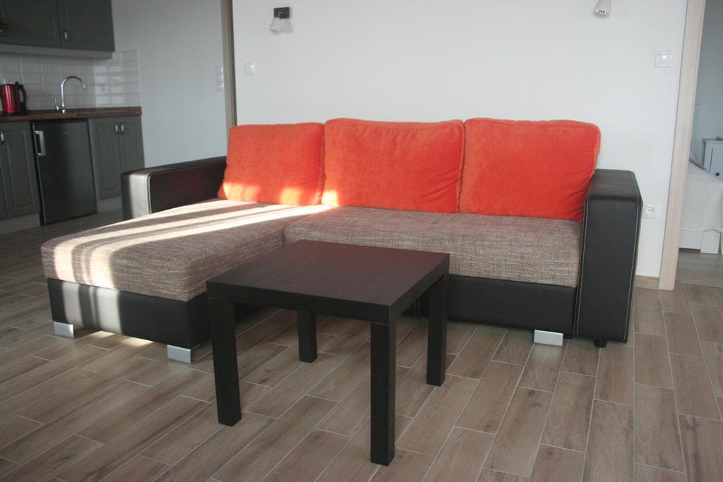 Malomko Apartman Zsira ภายนอก รูปภาพ
